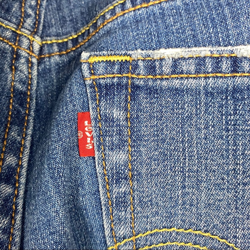 Levi’s Y2K Vintage 519 Low Rise Flare Leg Hipster Medium Wash Denim Jeans 16 - Picture 8 of 14